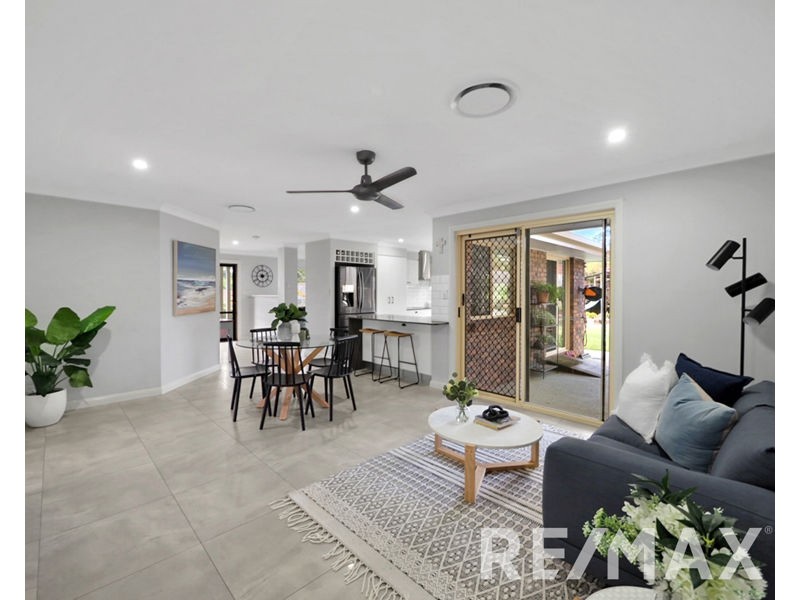 3 Coogee Place, Albany Creek QLD 4035