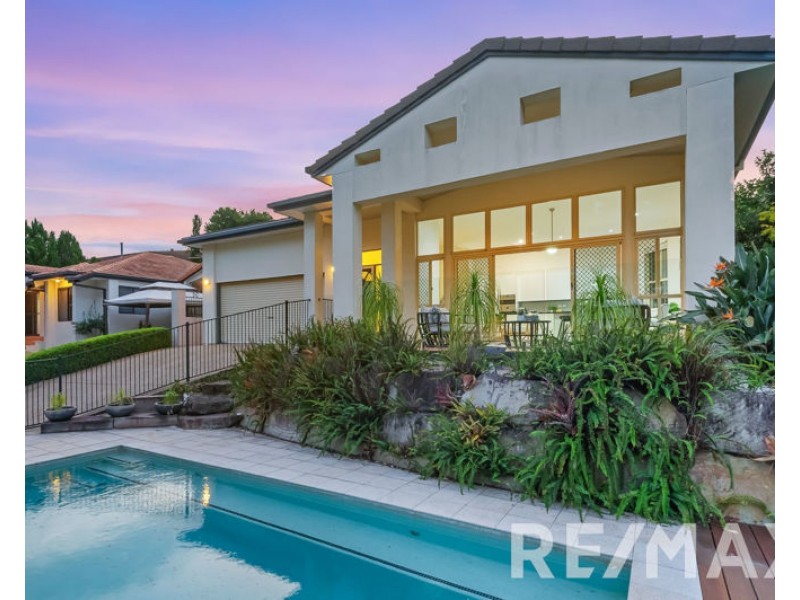 4 Tinaroo Court, Albany Creek QLD 4035