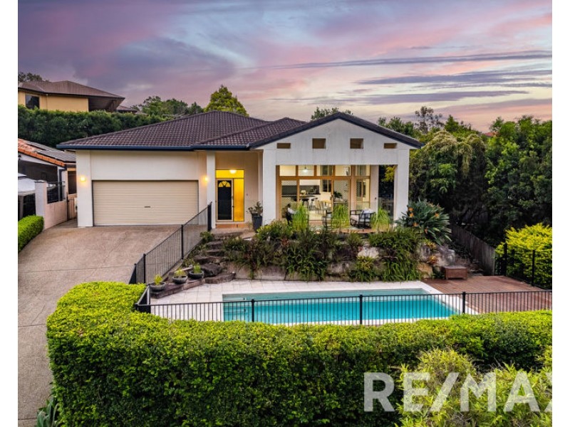 4 Tinaroo Court, Albany Creek QLD 4035