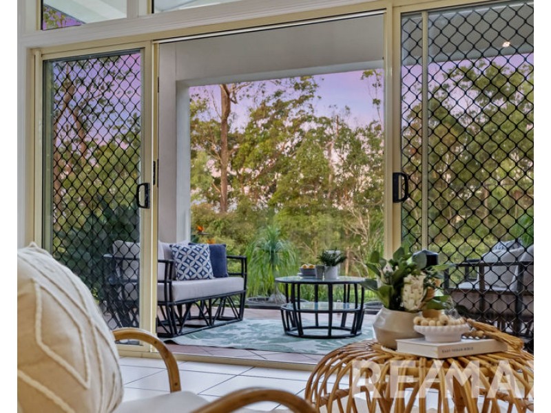 4 Tinaroo Court, Albany Creek QLD 4035