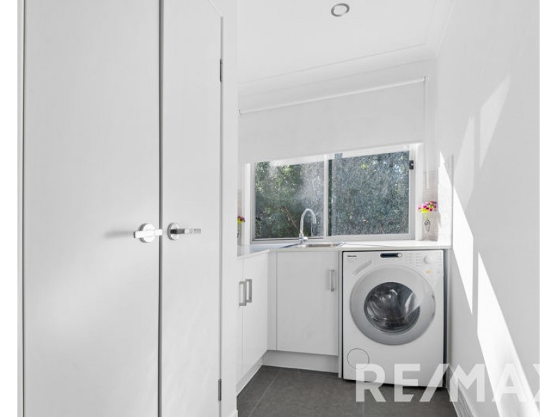 25A Ashleigh Court, Eatons Hill QLD 4037
