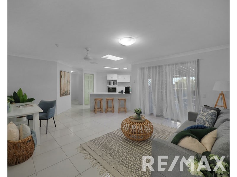 15 Macarthur Drive, Kallangur QLD 4503