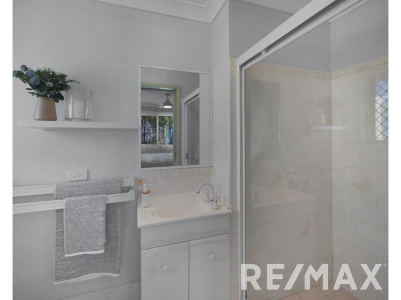 15 Macarthur Drive, Kallangur QLD 4503