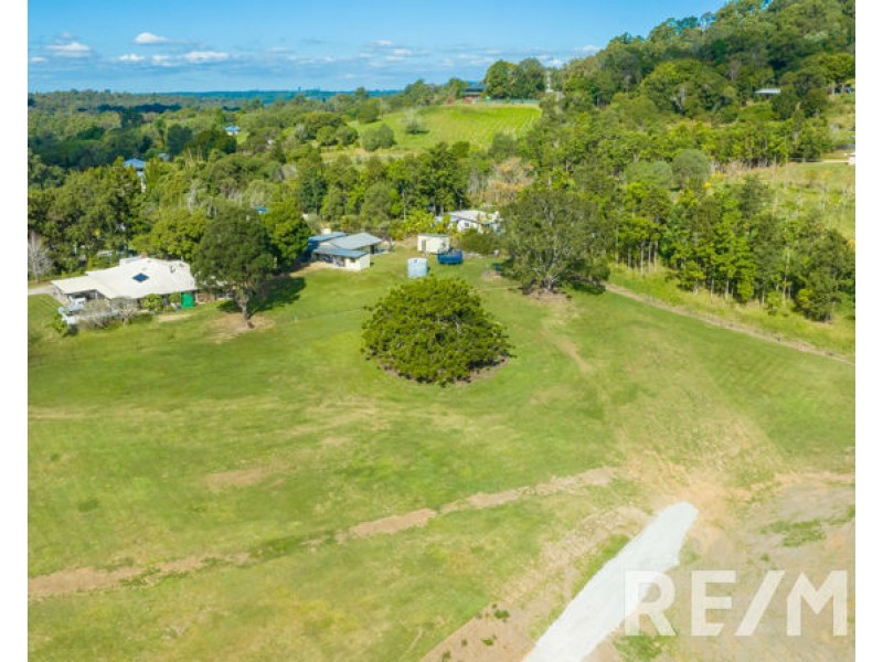 11 Camfin Road, Clear Mountain QLD 4500