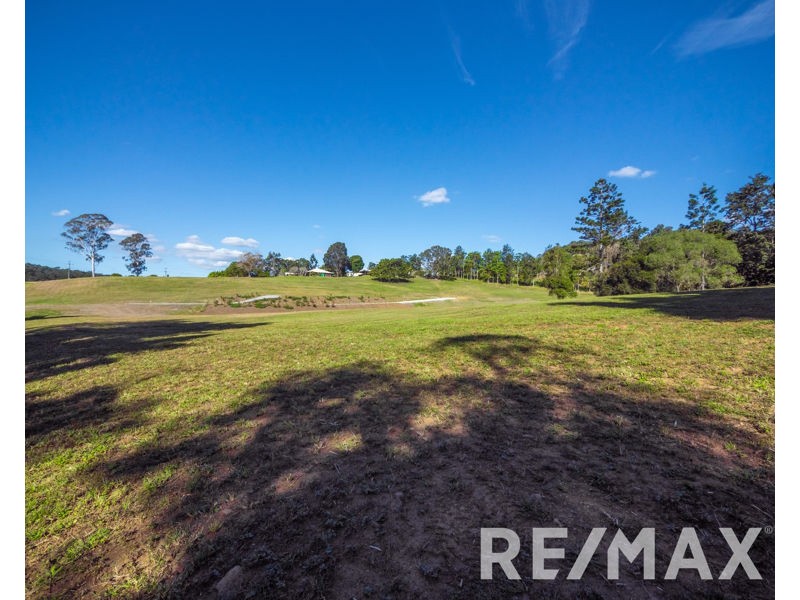 15 Camfin Road, Clear Mountain QLD 4500