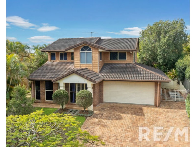 10 Phoenix Court, Eatons Hill QLD 4037