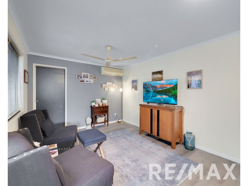 10 Phoenix Court, Eatons Hill QLD 4037