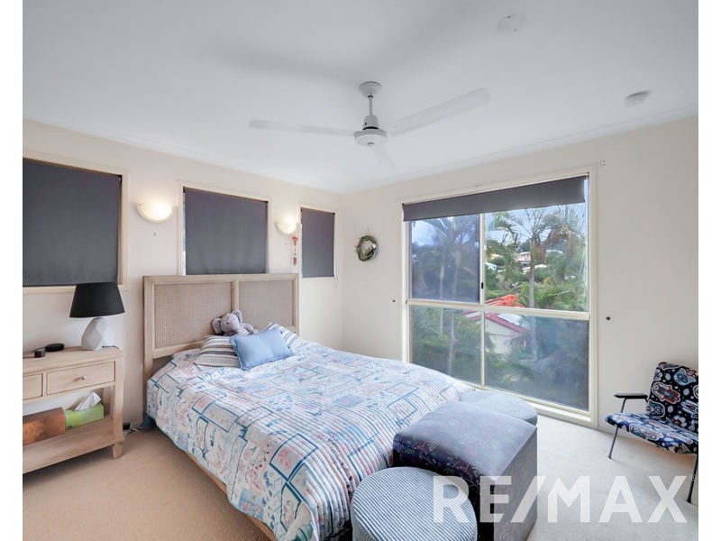 10 Phoenix Court, Eatons Hill QLD 4037