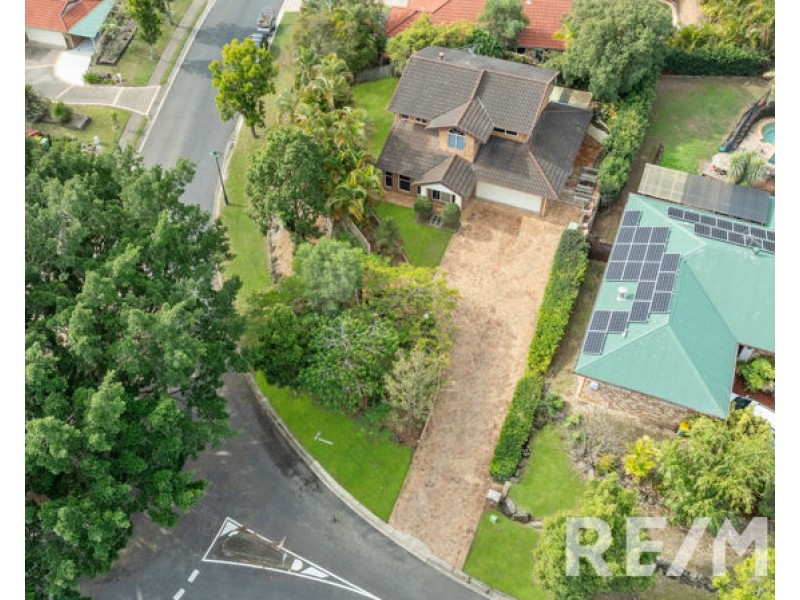 10 Phoenix Court, Eatons Hill QLD 4037