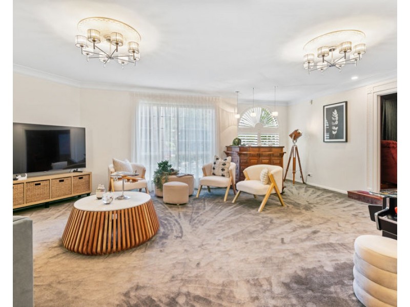 52 Snow Wood Drive, Eatons Hill QLD 4037