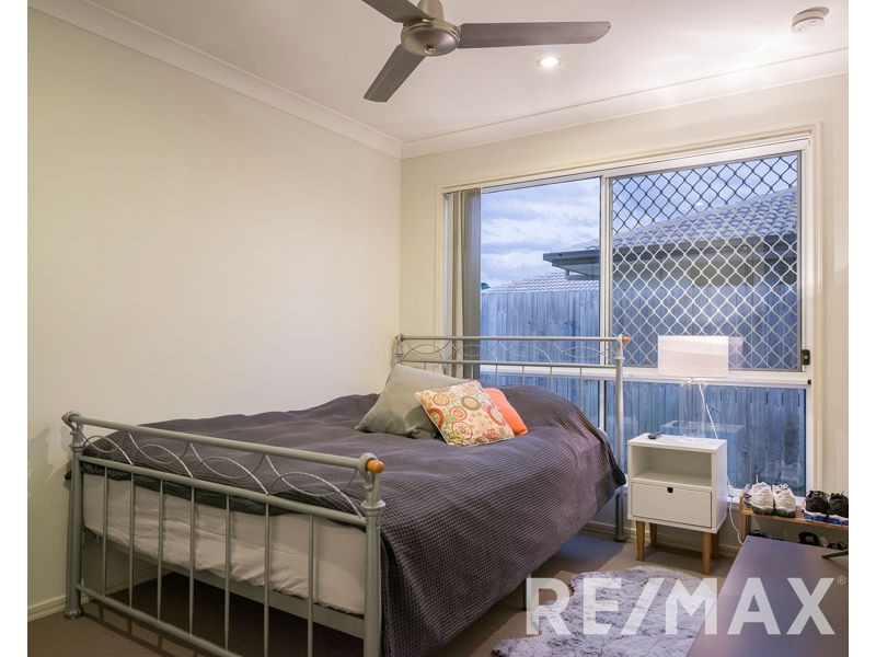 2/16 Rebecca Cr, Joyner QLD 4500