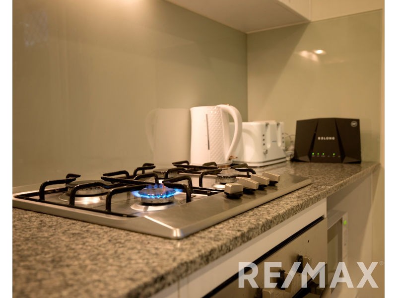 2/16 Rebecca Cr, Joyner QLD 4500