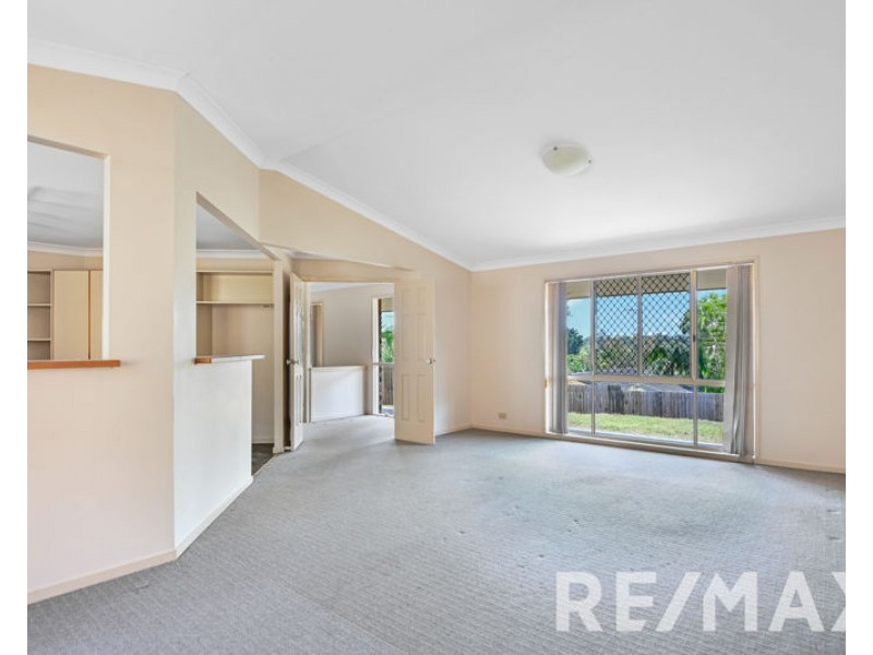 4 Apollo Court, Eatons Hill QLD 4037