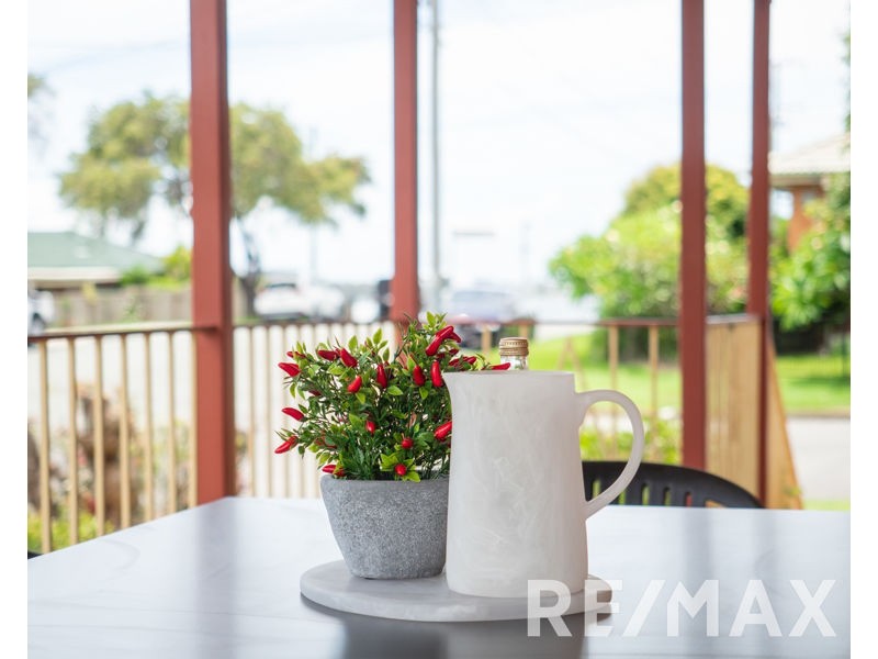 8 Haysmouth Parade, Clontarf QLD 4019
