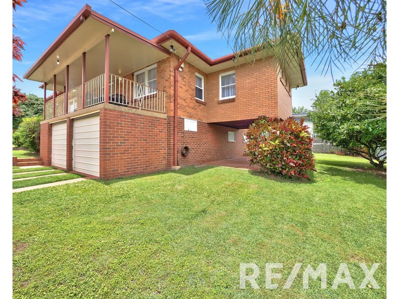 8 Haysmouth Parade, Clontarf QLD 4019