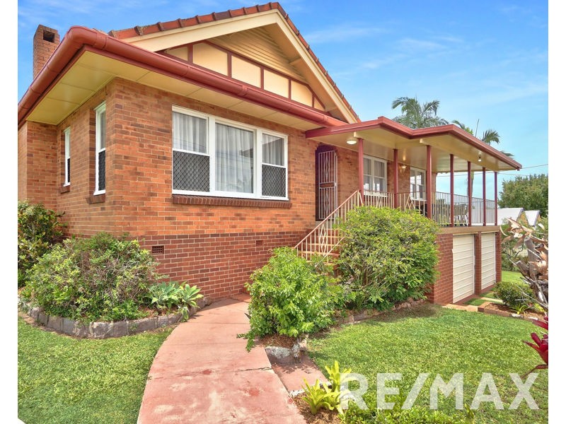 8 Haysmouth Parade, Clontarf QLD 4019