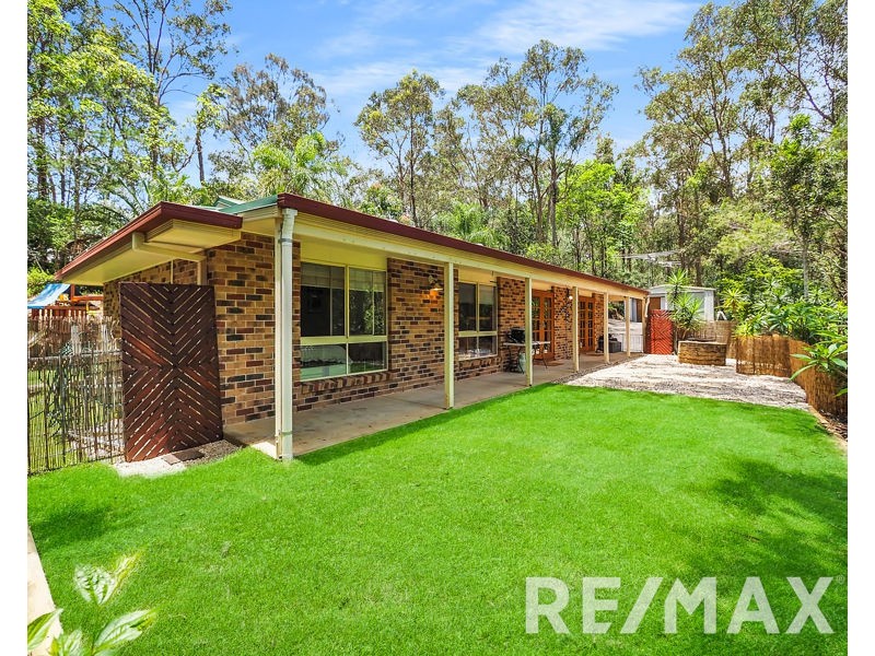 5 Hoare Court, Bunya QLD 4055