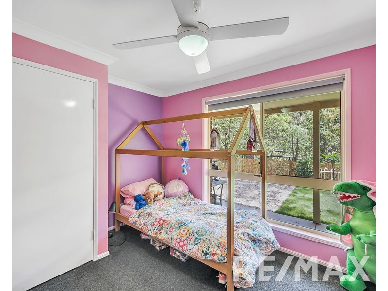 5 Hoare Court, Bunya QLD 4055