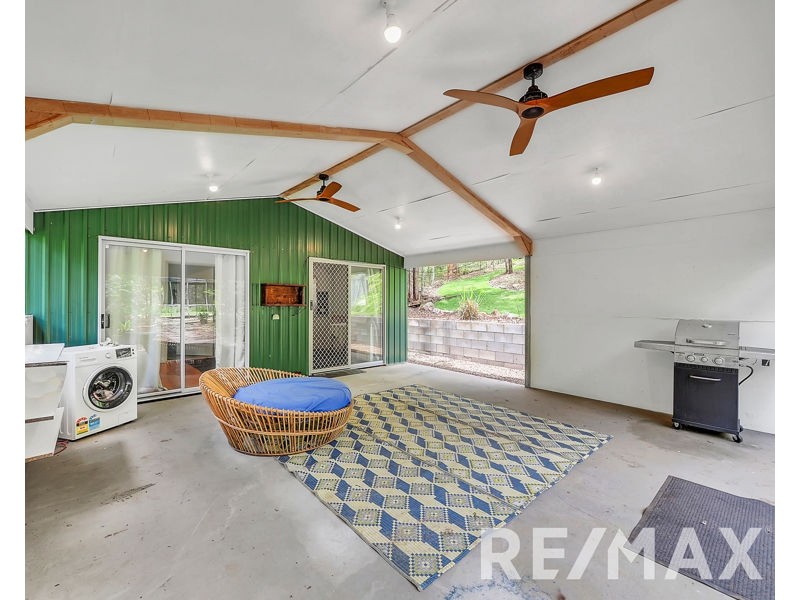 5 Hoare Court, Bunya QLD 4055