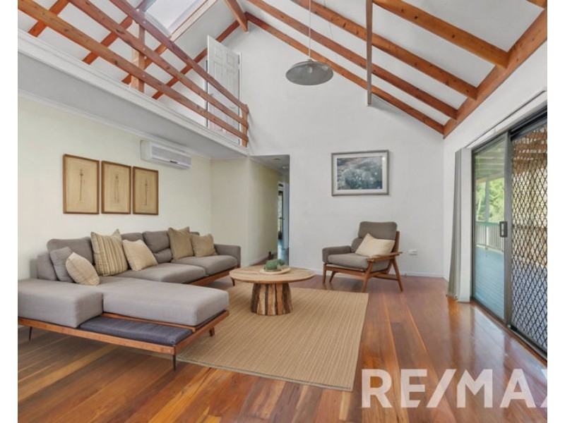 16 Kimberley Court, Eatons Hill QLD 4037