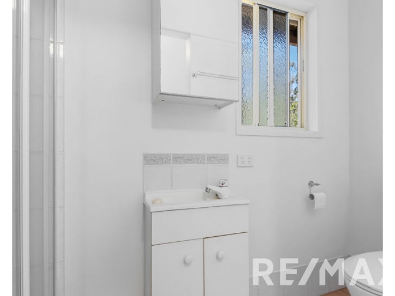 16 Kimberley Court, Eatons Hill QLD 4037