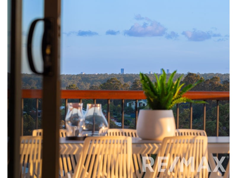 15 Emanual Court, Eatons Hill QLD 4037