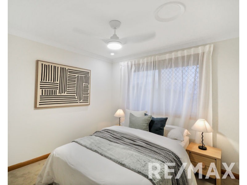 15 Emanual Court, Eatons Hill QLD 4037