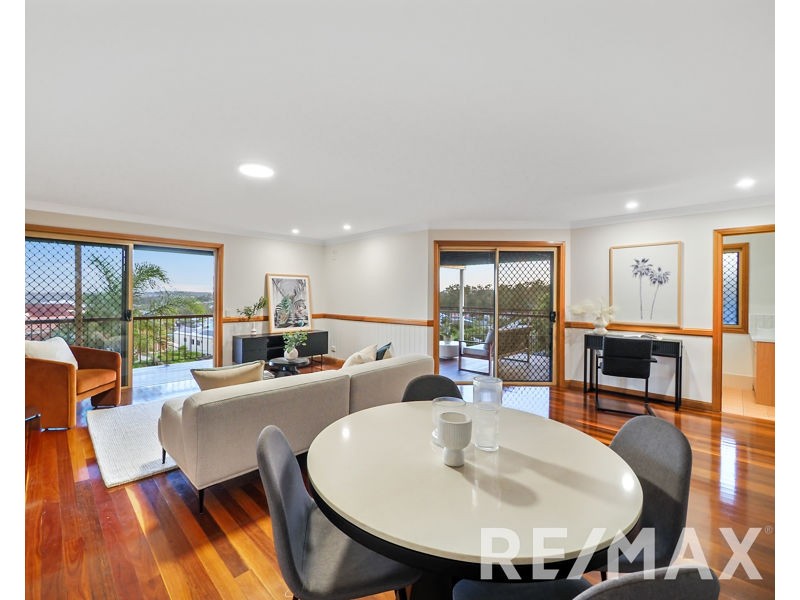 15 Emanual Court, Eatons Hill QLD 4037