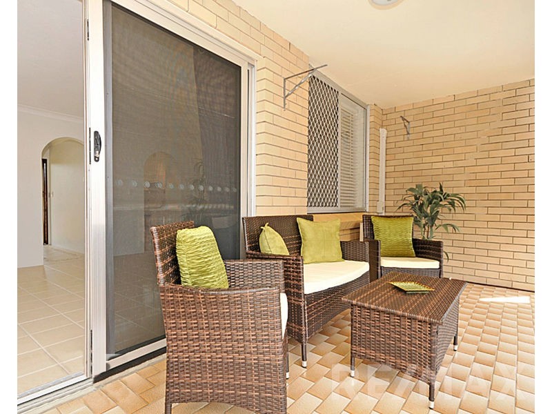 2/44 Griffith Street, Everton Park QLD 4053