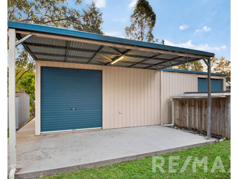 11 Fletchers Road, Eatons Hill QLD 4037