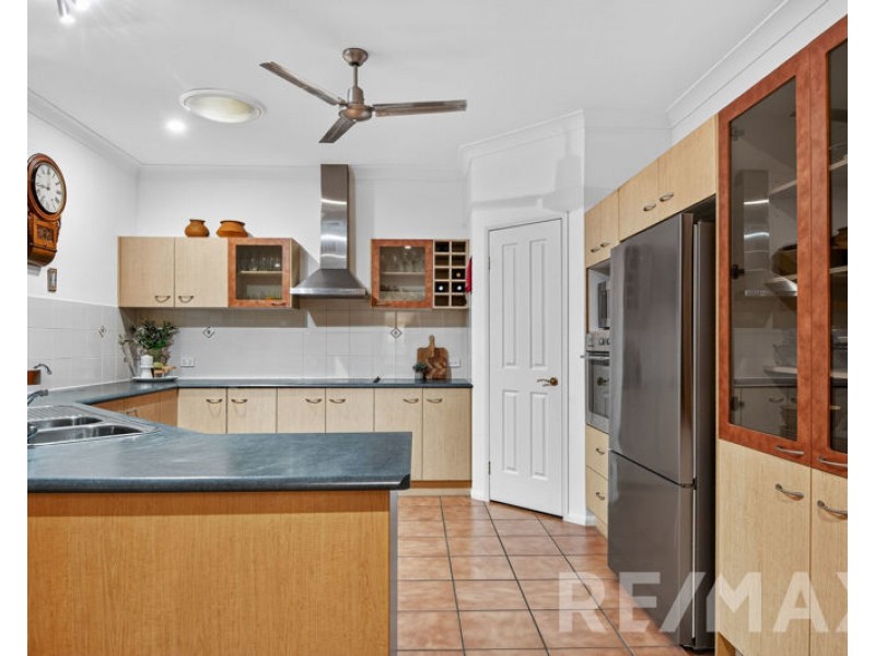 11 Fletchers Road, Eatons Hill QLD 4037