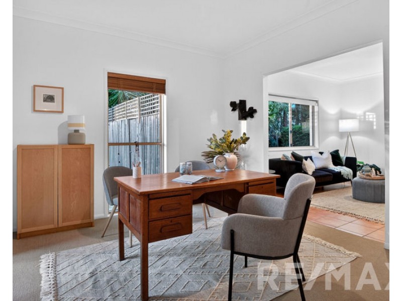 11 Fletchers Road, Eatons Hill QLD 4037