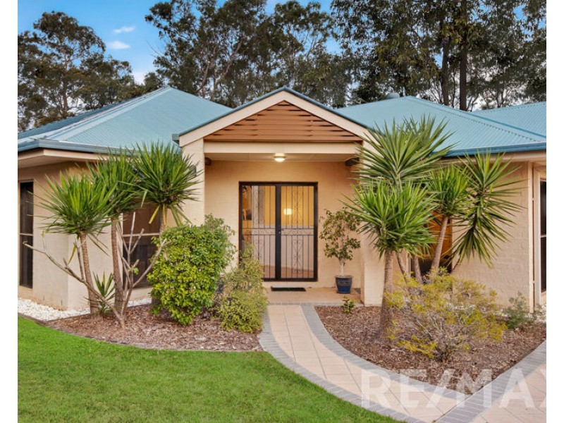 11 Fletchers Road, Eatons Hill QLD 4037