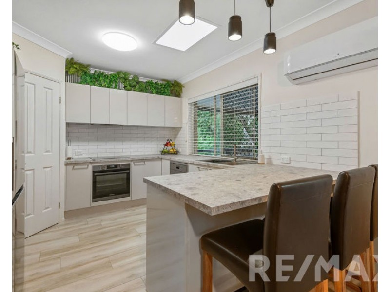 3 Tonnere Court, Eatons Hill QLD 4037