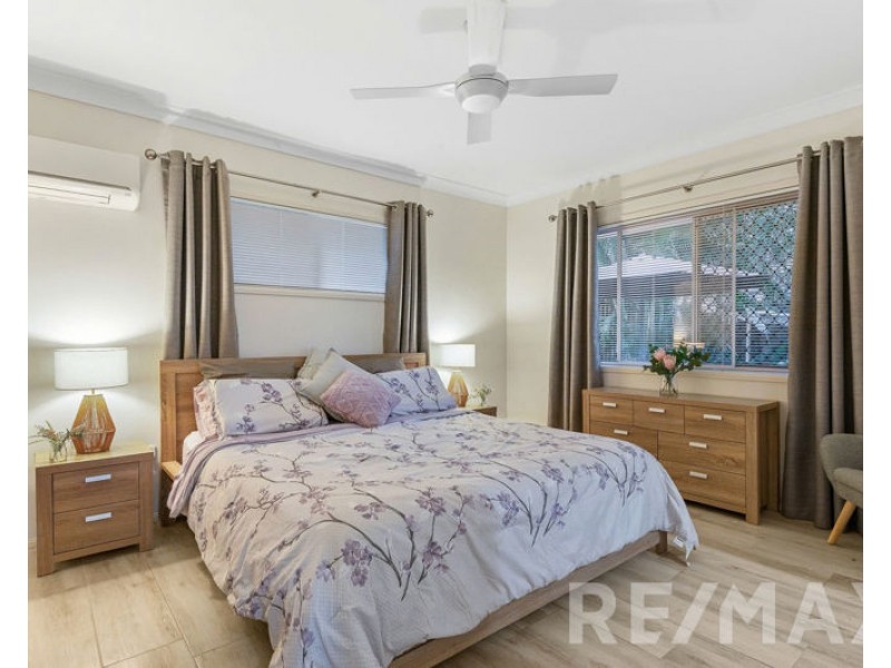 3 Tonnere Court, Eatons Hill QLD 4037