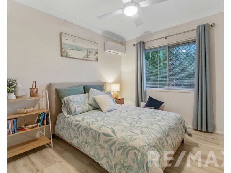 3 Tonnere Court, Eatons Hill QLD 4037