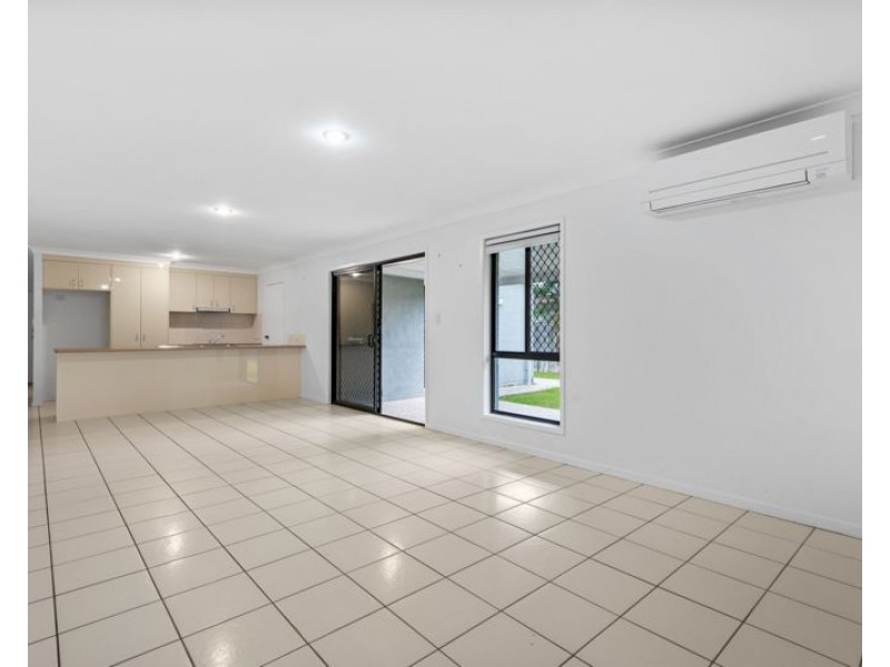 18 North Aston Court, Bray Park QLD 4500