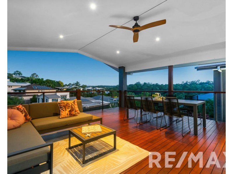 27 Brigadoon Crescent, Eatons Hill QLD 4037