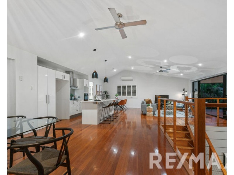 27 Brigadoon Crescent, Eatons Hill QLD 4037