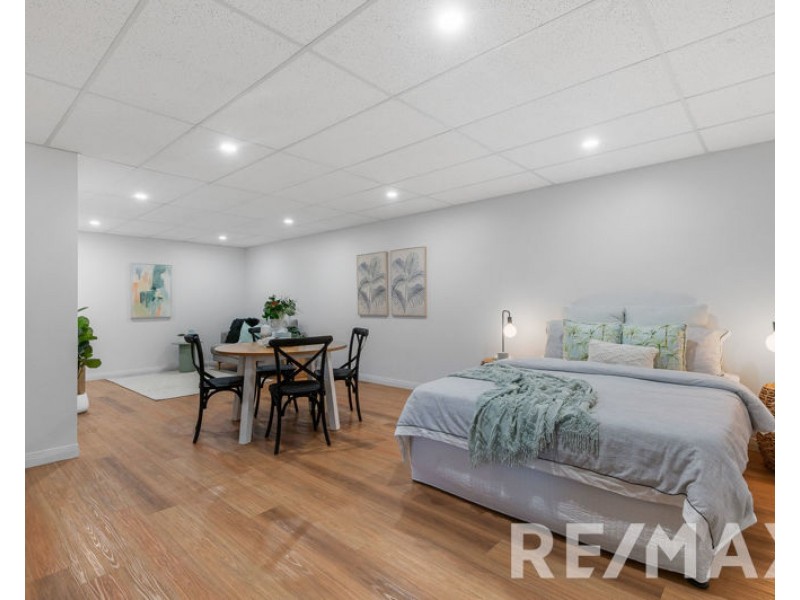 27 Brigadoon Crescent, Eatons Hill QLD 4037