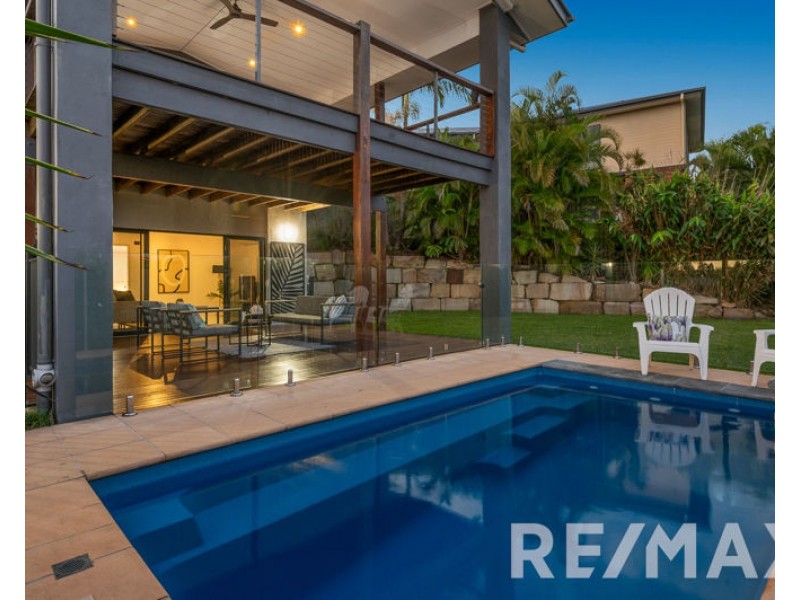 27 Brigadoon Crescent, Eatons Hill QLD 4037