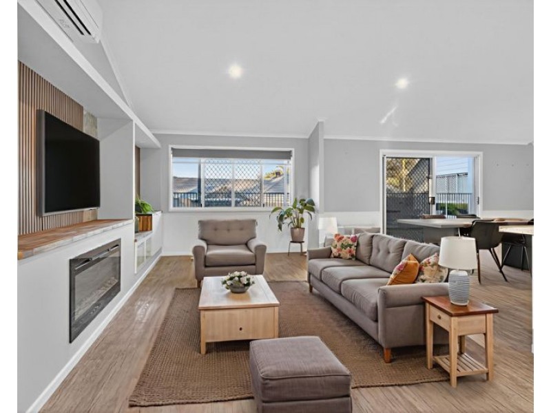 72 The Boulevard, Albany Creek QLD 4035