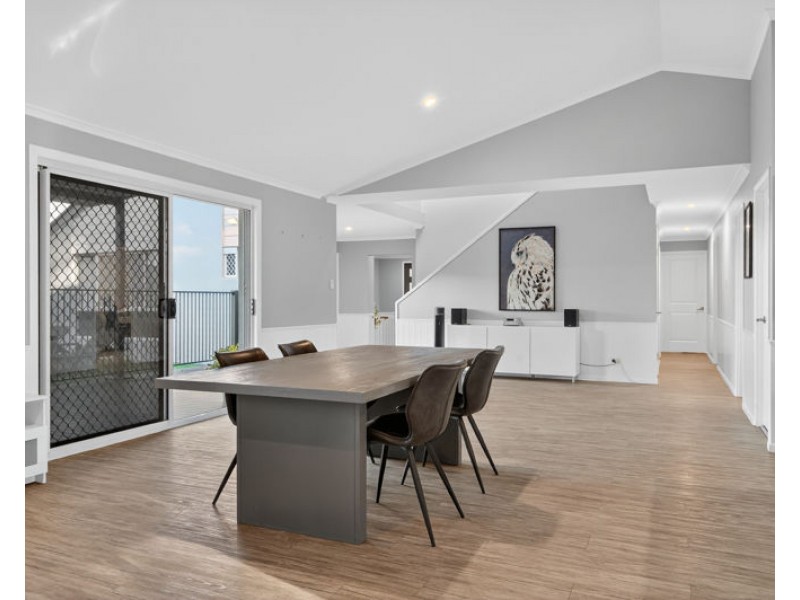 72 The Boulevard, Albany Creek QLD 4035