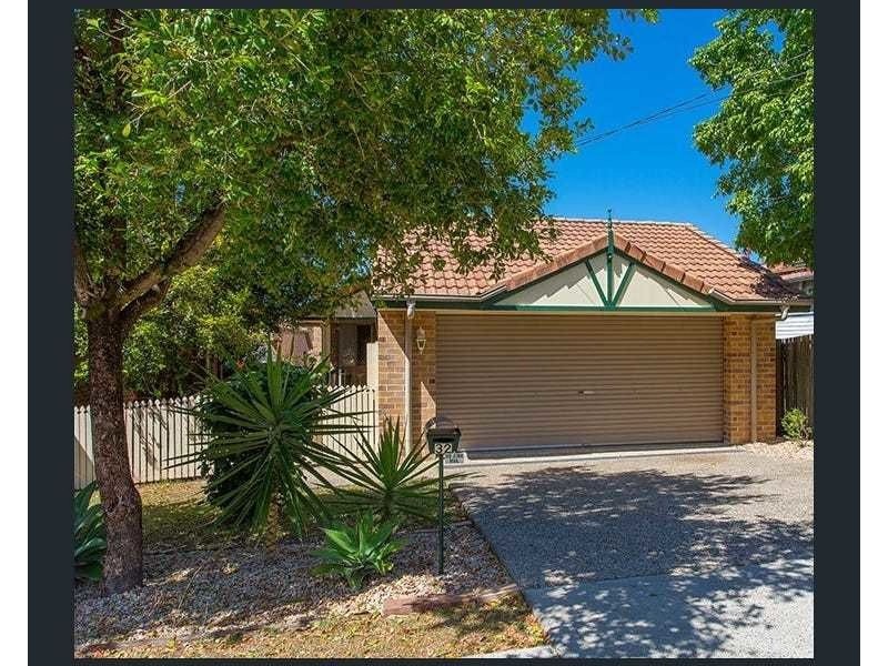 32 Thurlow Street, Newmarket QLD 4051