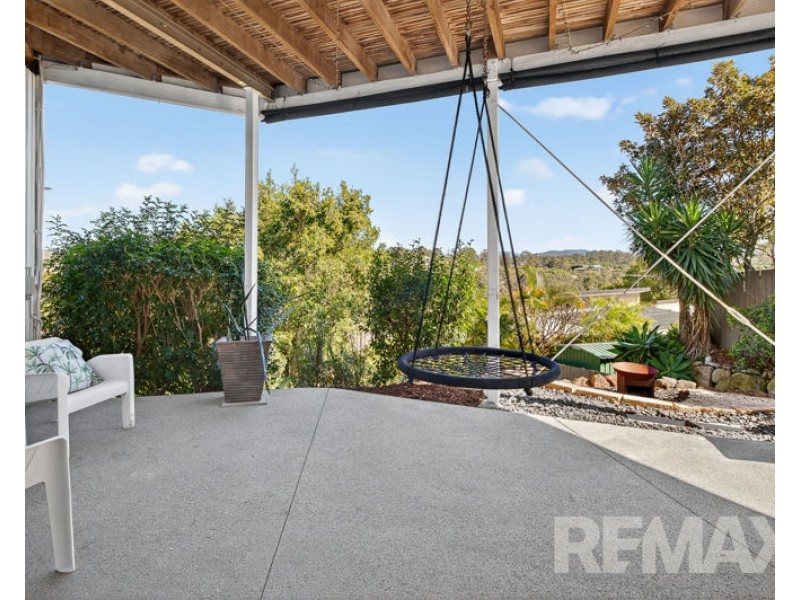 18 Alberic Court, Eatons Hill QLD 4037