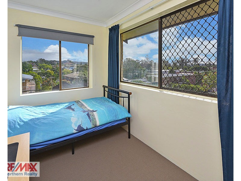 6/34 Mitre Street, St Lucia QLD 4067