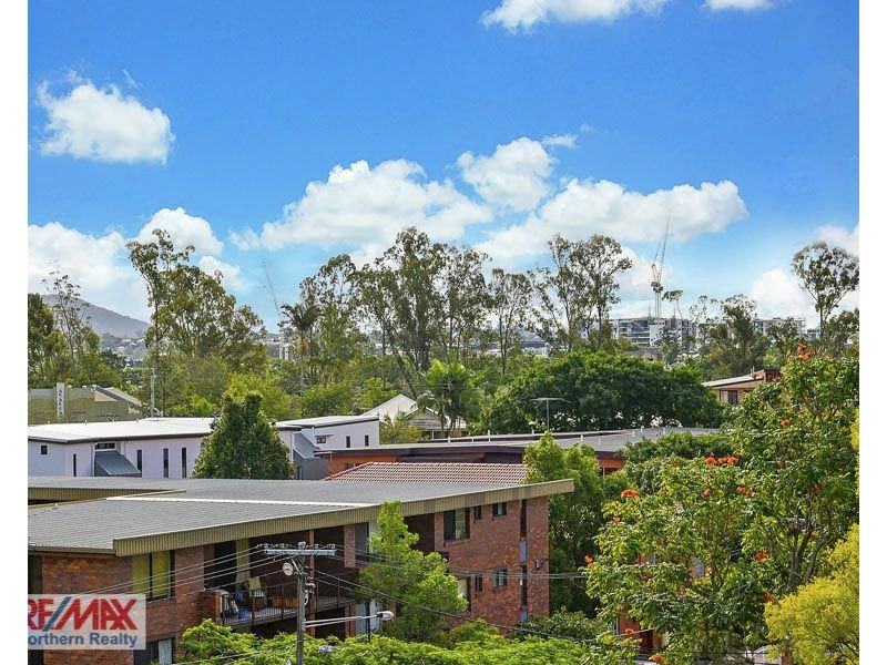 6/34 Mitre Street, St Lucia QLD 4067