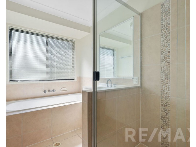 27 Gaskill Court, Albany Creek QLD 4035