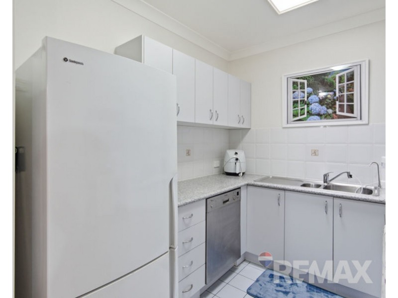 1 Circa Crescent, Albany Creek QLD 4035
