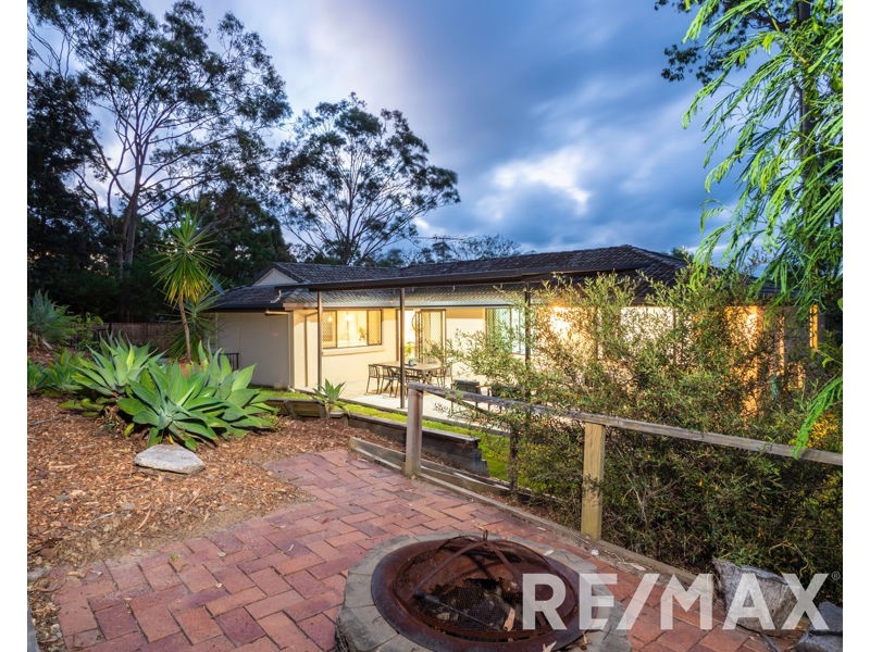 92 Thiess Drive, Albany Creek QLD 4035